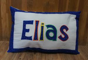 personlisiertes Namenskissen Elias | personalized name pillow Elias