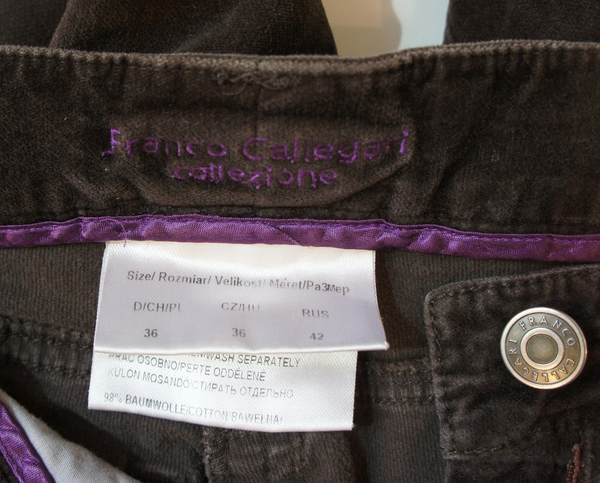 Samt-Jeans mit Stickerei – Bild 2