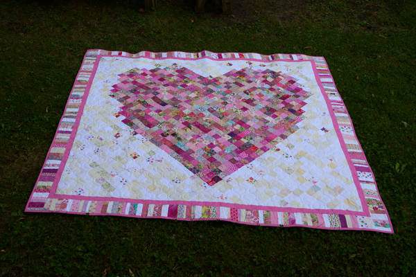 Pieces of my Heart Patchwork-Decke (Quilt) 204 x 210 cm – Bild 10