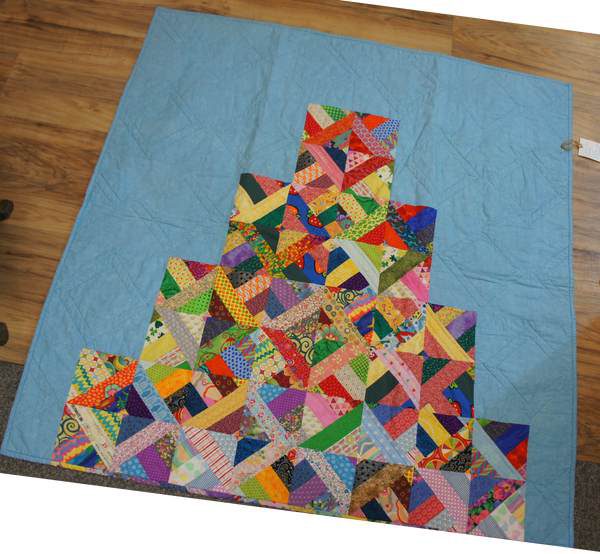bunter Pyramid-Quilt – Bild 2