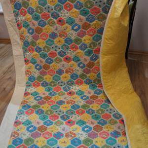 Retro-Quilt mit Hexagon-Muster