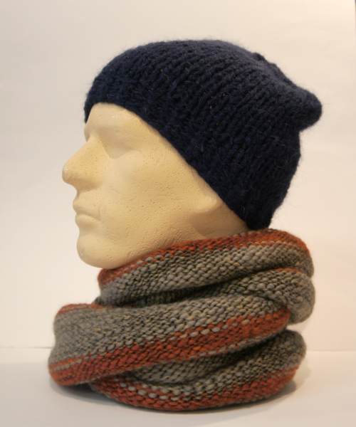 handgestrickte Mütze in blau Uni für Männer