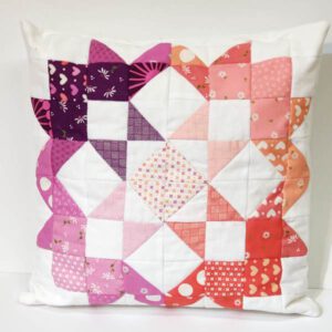 Patchwork-Kissen mit Regenbogenverlauf
