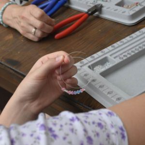 Armbänder machen mit Iohana Armbänder machen mit Iohana