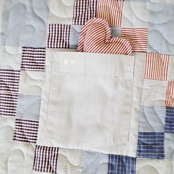 Detail - Tasche auf dem Irish Chain Quilt