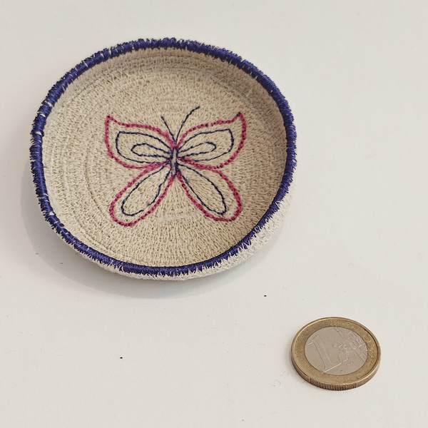 Ringschale mit Schmetterling – Bild 4