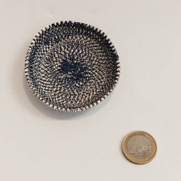 Ringschälchen aus Stickgarn im blau – Bild 3